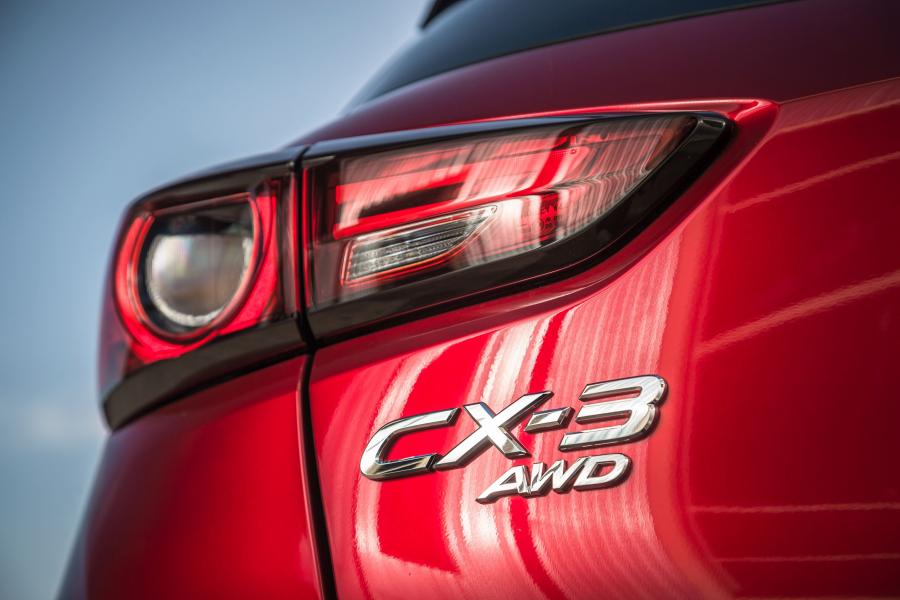 Логотип Mazda CX-3 2018 года  (AU) (фото 11 из 30)